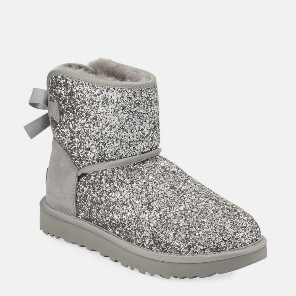 UGG Australia COSMOS Mini Bow Silver Sparkle Boots US 6 SHOES 1107073